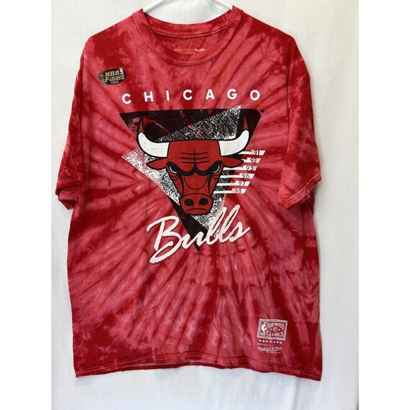 Mitchell & Ness Red Chicago Bulls Short Sleeve Tee - Picture 1 of 5
